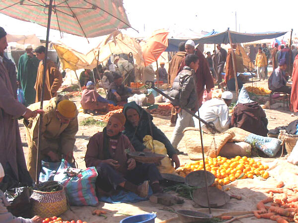 Il mercato berbero di Sidi Moktar, seleziona per ingrandire