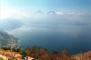 Panorama del Lago de Atitlán - seleziona per ingrandire