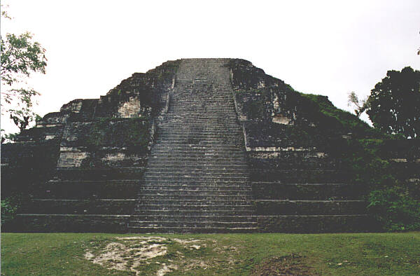 Guatemala009.JPG - La piramide del Mondo Perdido