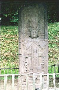 Quiriga, stele scolpita - seleziona per ingrandire