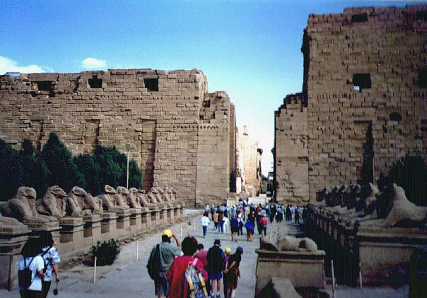 Egitto043.jpg - Ingresso Tempio di Karnak, Tebe
