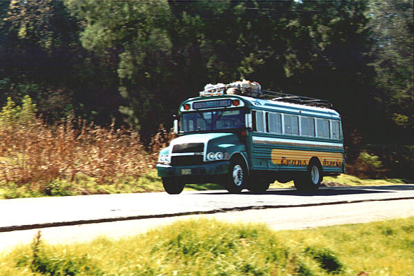 Guatemala040.JPG - Sulla Panamericana verso il Lago Atitlan