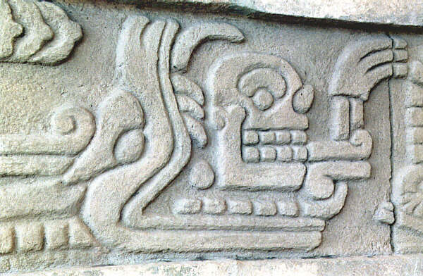 Mexico101.JPG - Coatlepantli il muro dei serpenti